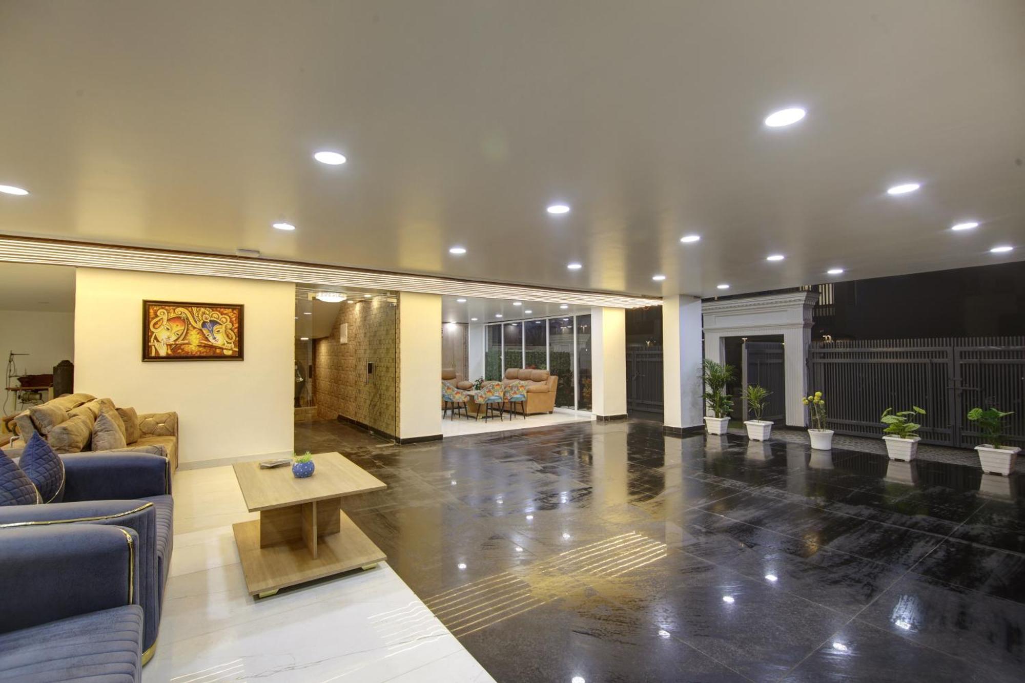 Anandam Club House Apart otel Gurgaon Dış mekan fotoğraf